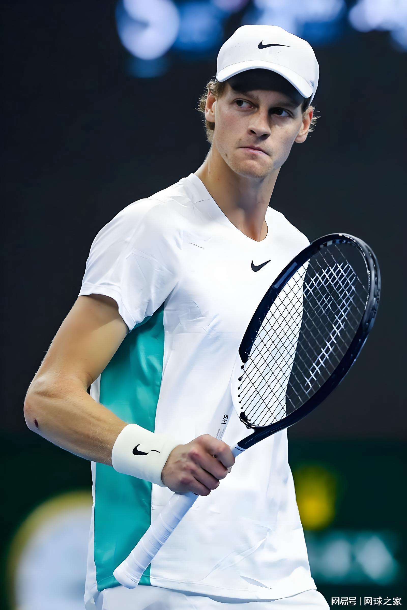 开云体育官网-从 2023 年到现在，短短四年辛纳已完成硬地大师赛全夺冠伟业