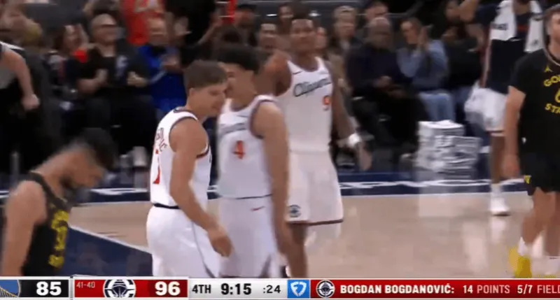 开云体育下载-波格丹命中本场第四记三分,快船再次领先勇士到两位数分差